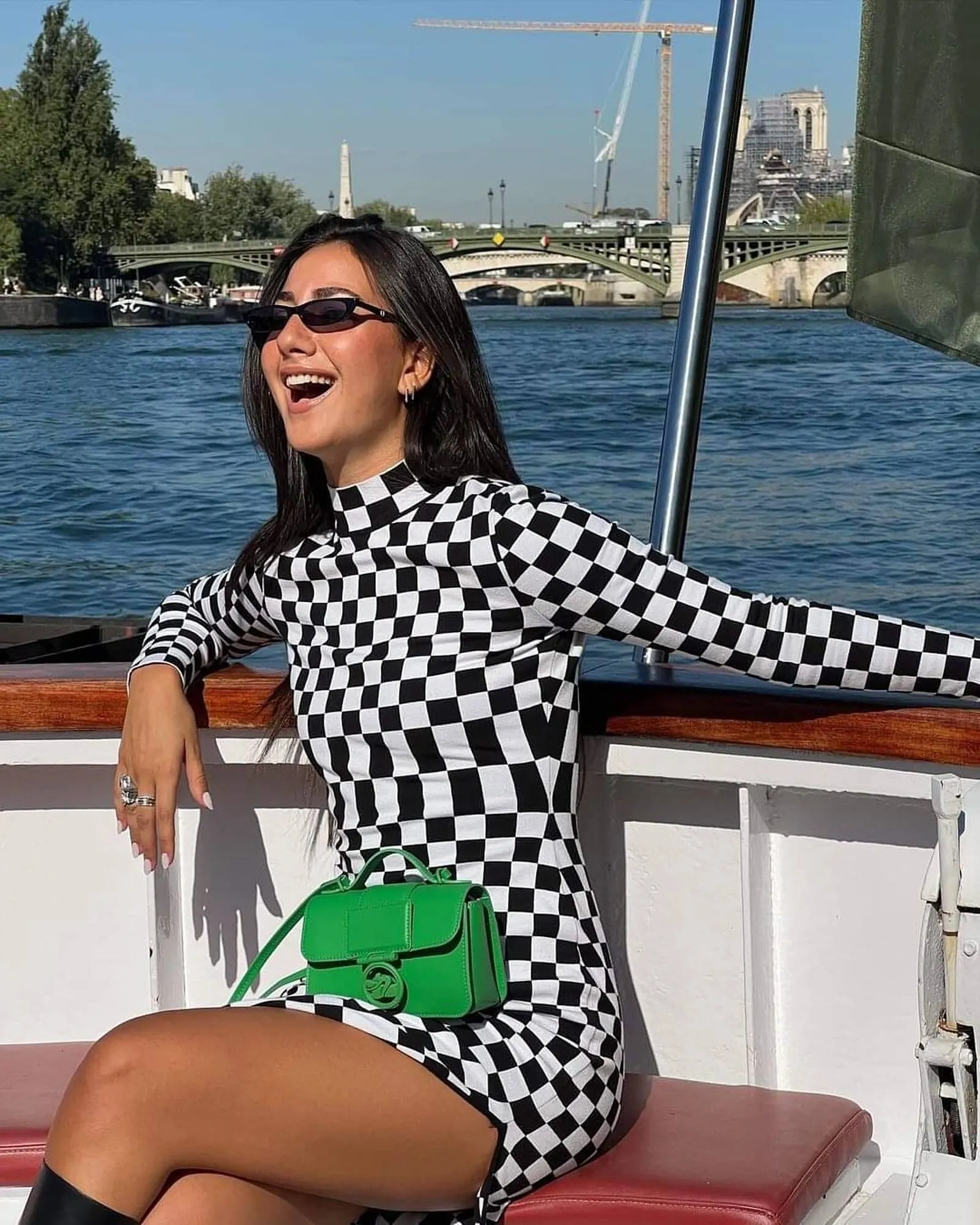 Catálogo de Folleto Longchamp 21 de septiembre al 5 de octubre 2023 - Página 1