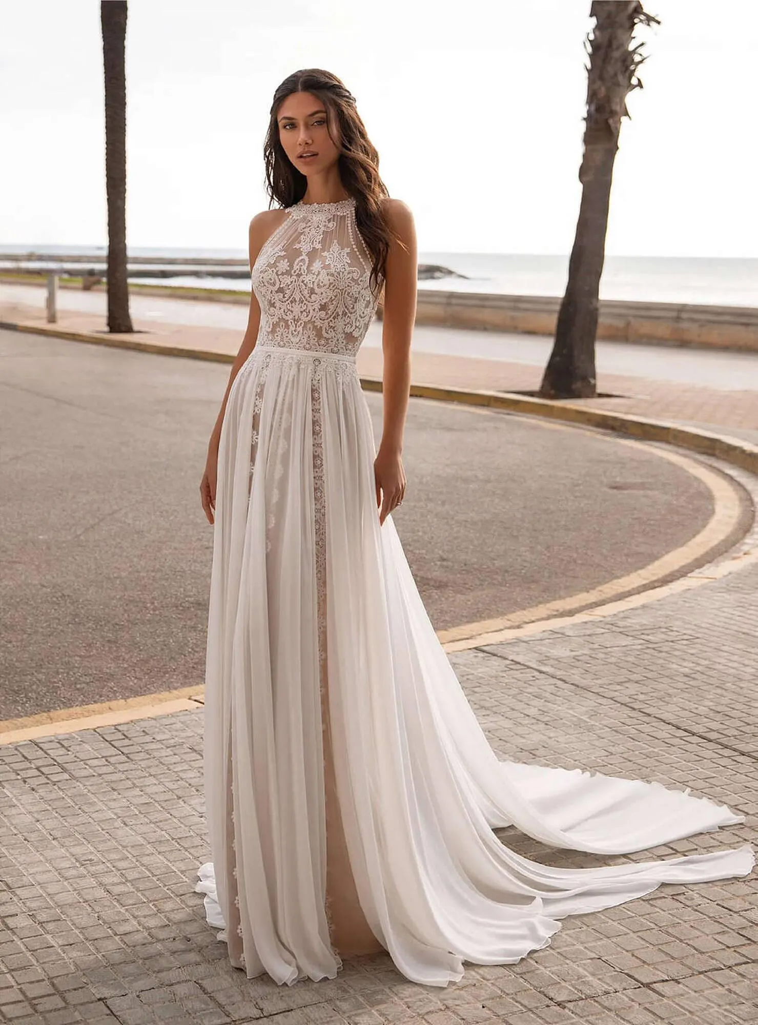 Catálogo de Folleto Pronovias 8 de mayo al 5 de abril 2024 - Página 2