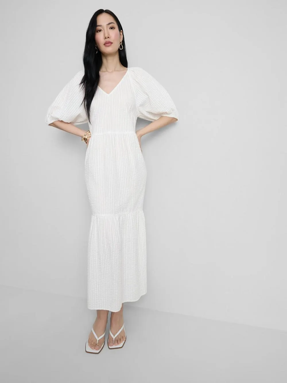 Vestido midi con volantes en sirsaca de algodón