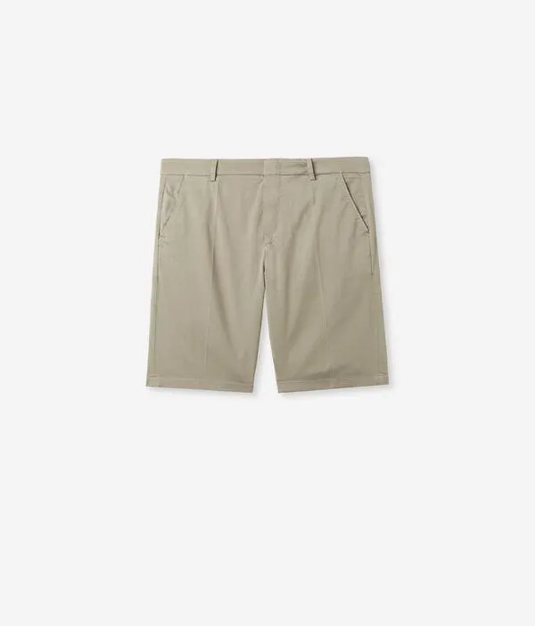 Pantalón chino corto de algodón