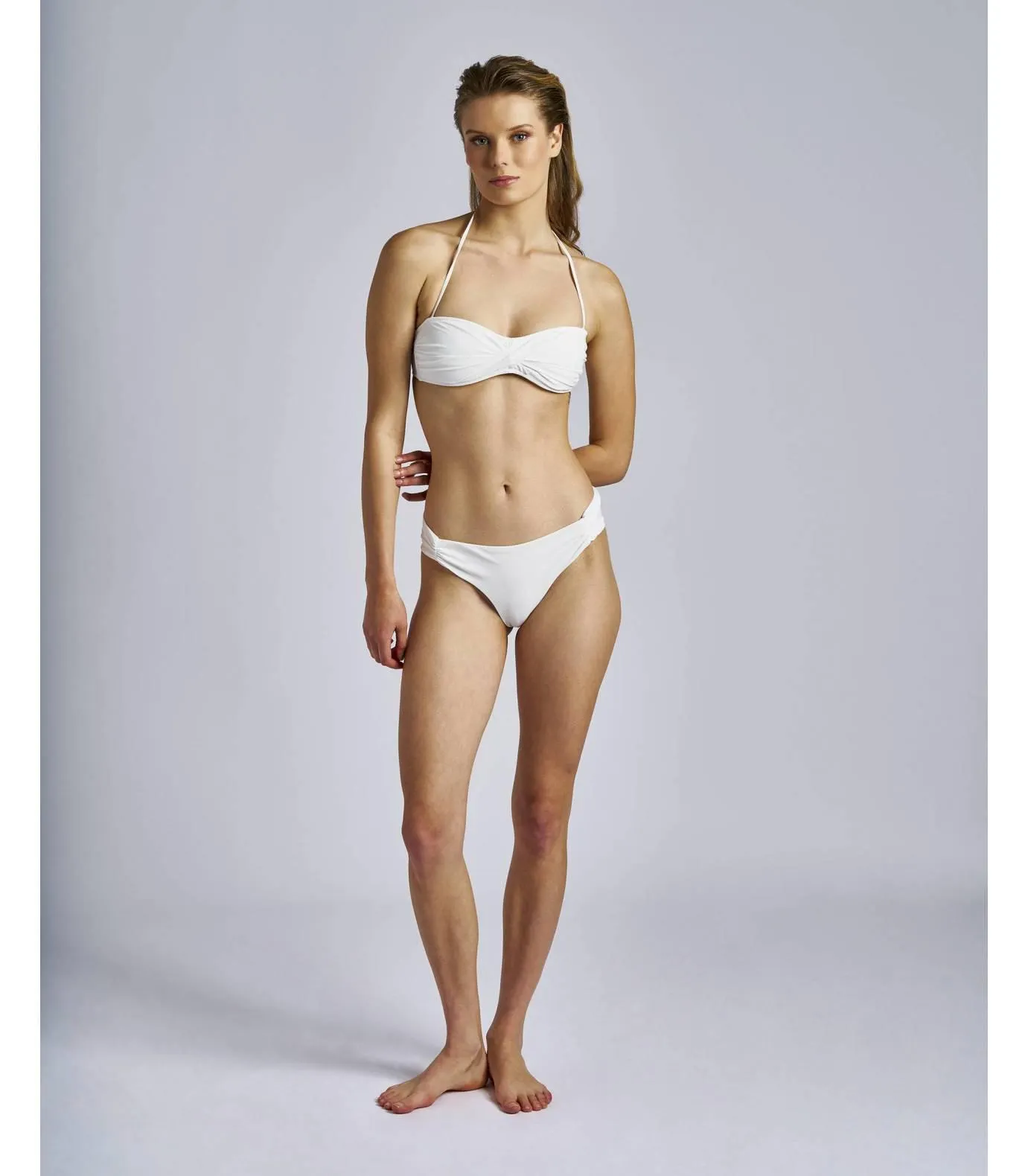 Braga frunces lisa color blanco