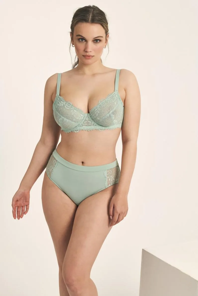 CONJUNTO SUJETADOR FORRADO CAPACIDAD CON BIKINI ALTO