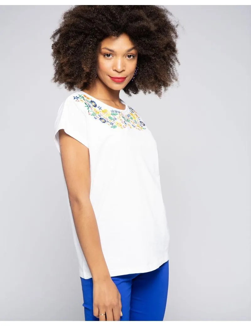 Camiseta Algodón Bordados