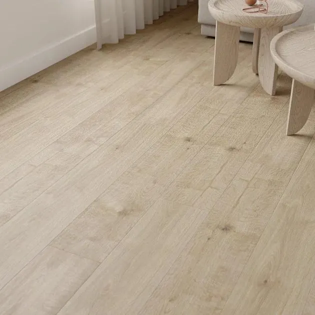 Suelo laminado Diodore gris resistente agua AC5 8mmCooke & Lewis