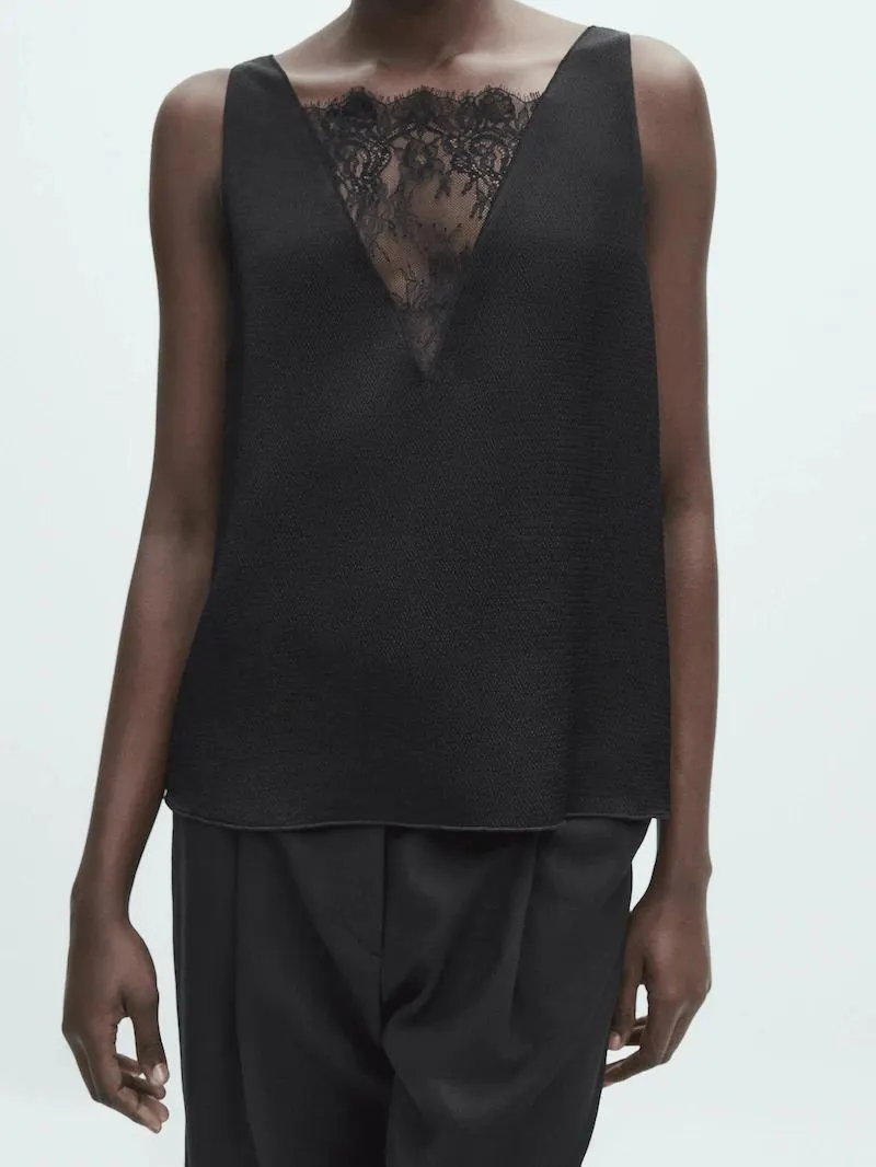 Top detalle escote encaje