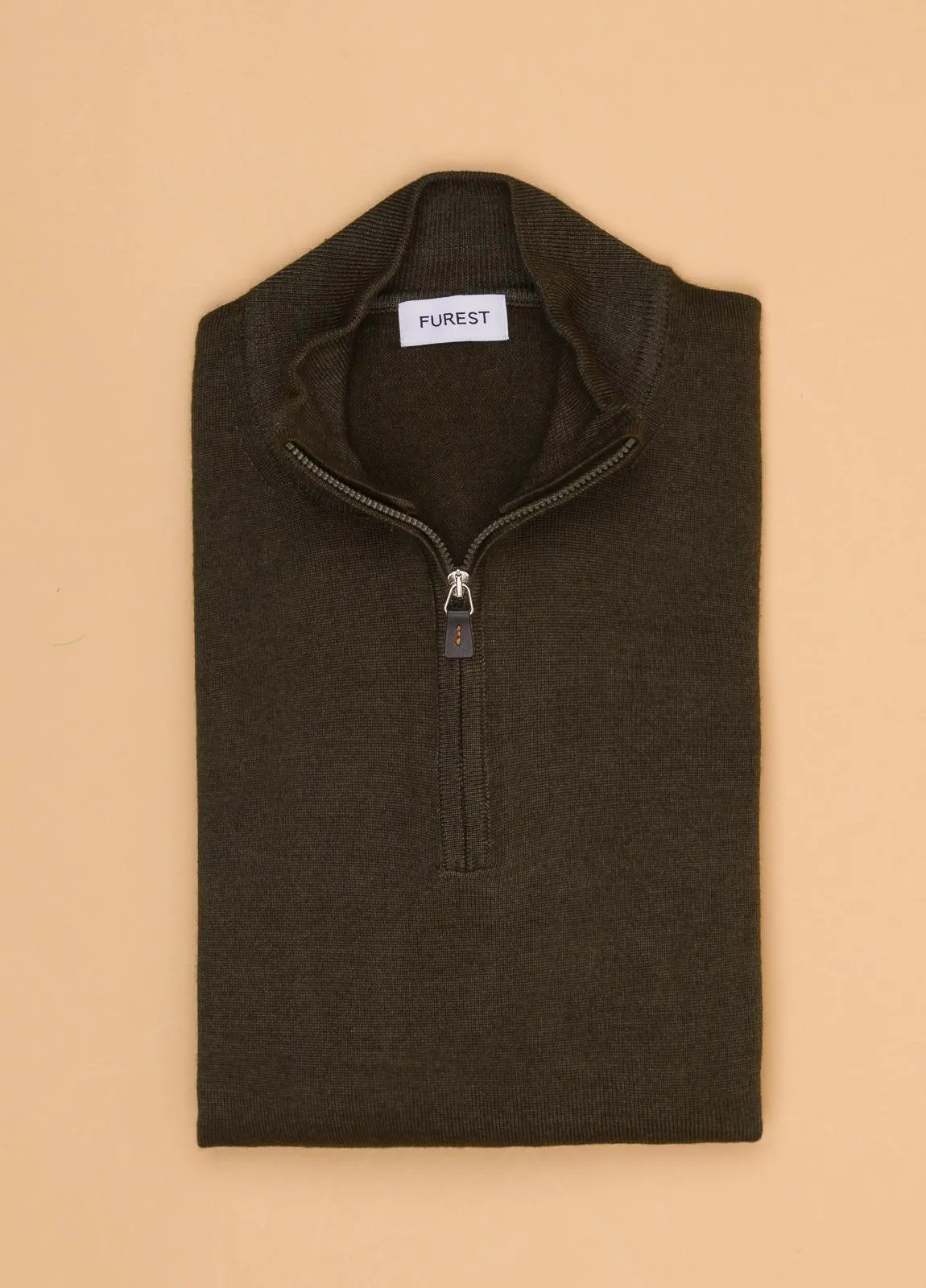 Jersey FUREST COLECCIÓN lana merino cuello cremallera color kaki