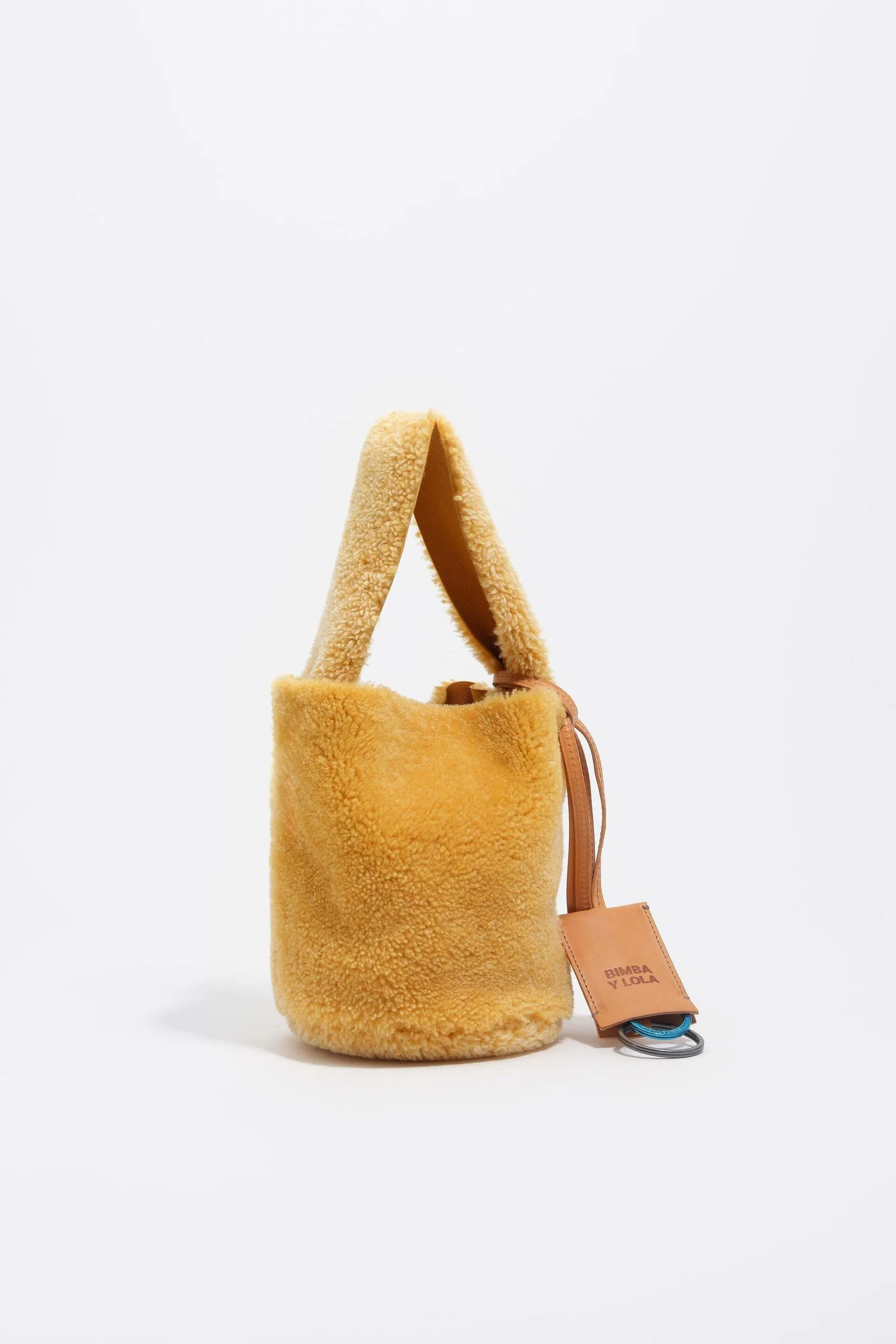 Bolso Bucket mini piel amarillo
