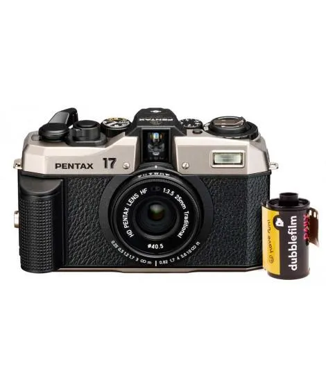 Pentax 17 + carrete blanco y negro