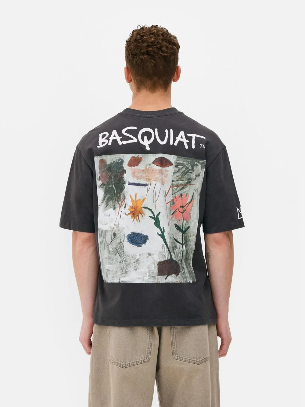 Camiseta floral con lavado ácido de Basquiat