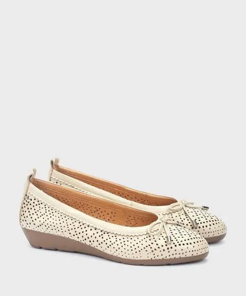 bailarina calada con lazada de mujer