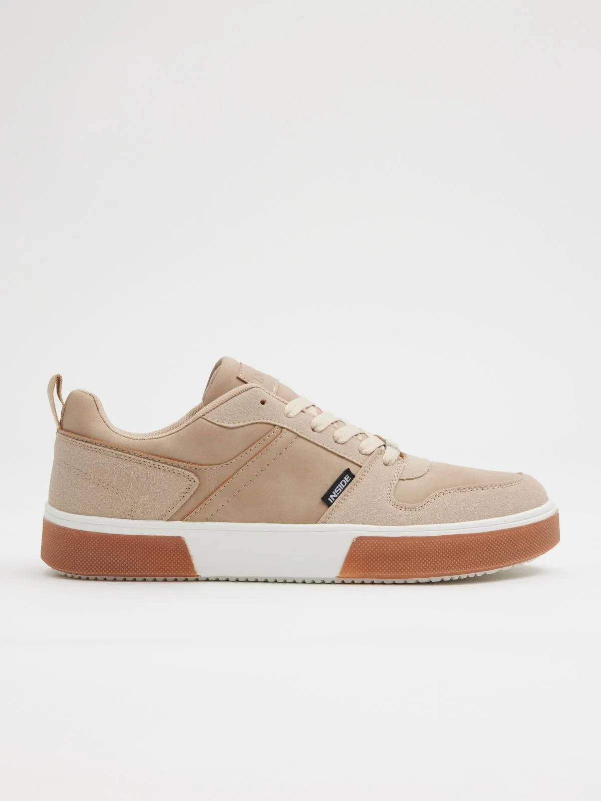 Deportiva casual beige