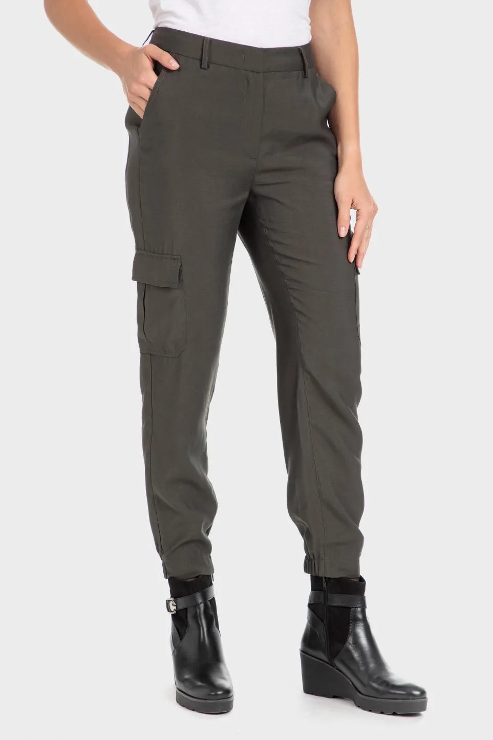 Pantalon poche sur le côté