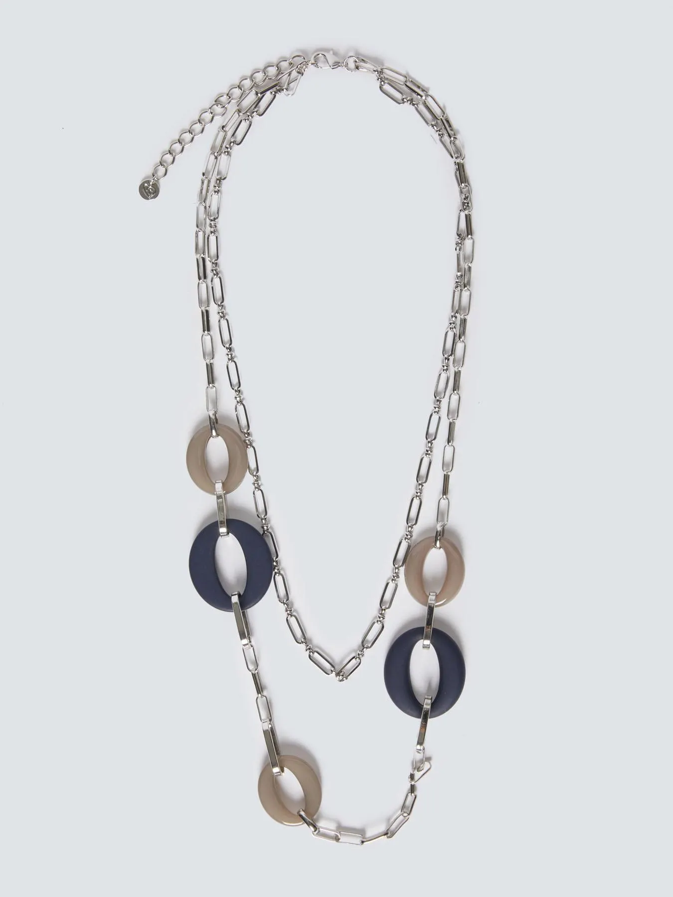 Collar con doble cadena