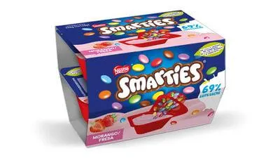 Yogur Nestlé pack 2 fresa con Smarties