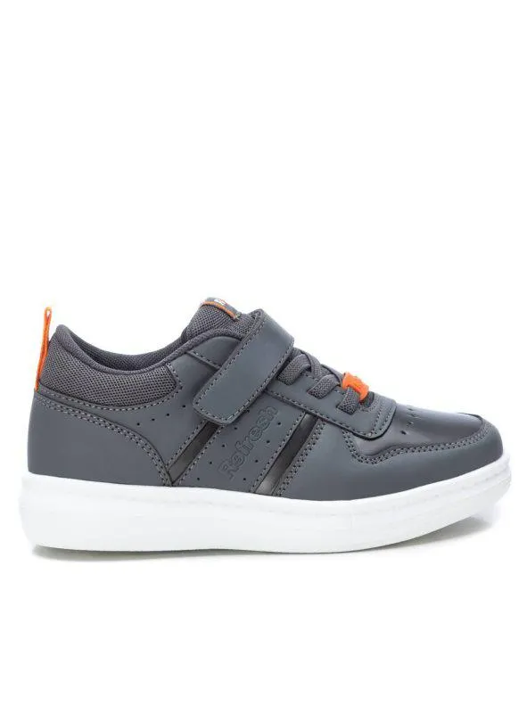 Zapatilla de niño
