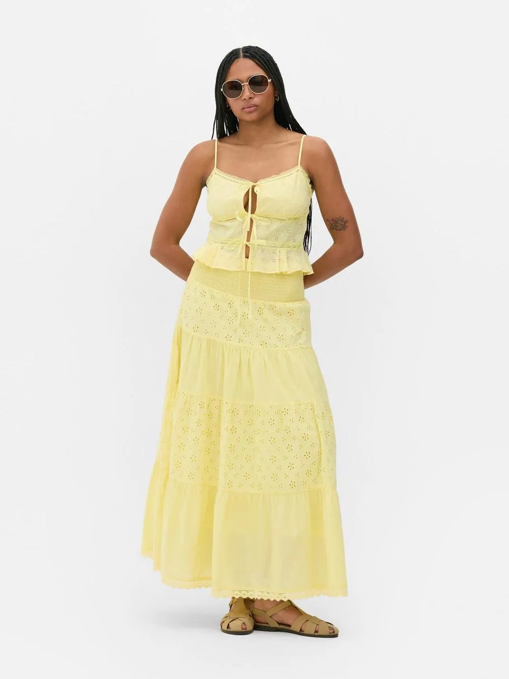 Camisola con detalle de lazos de cinta