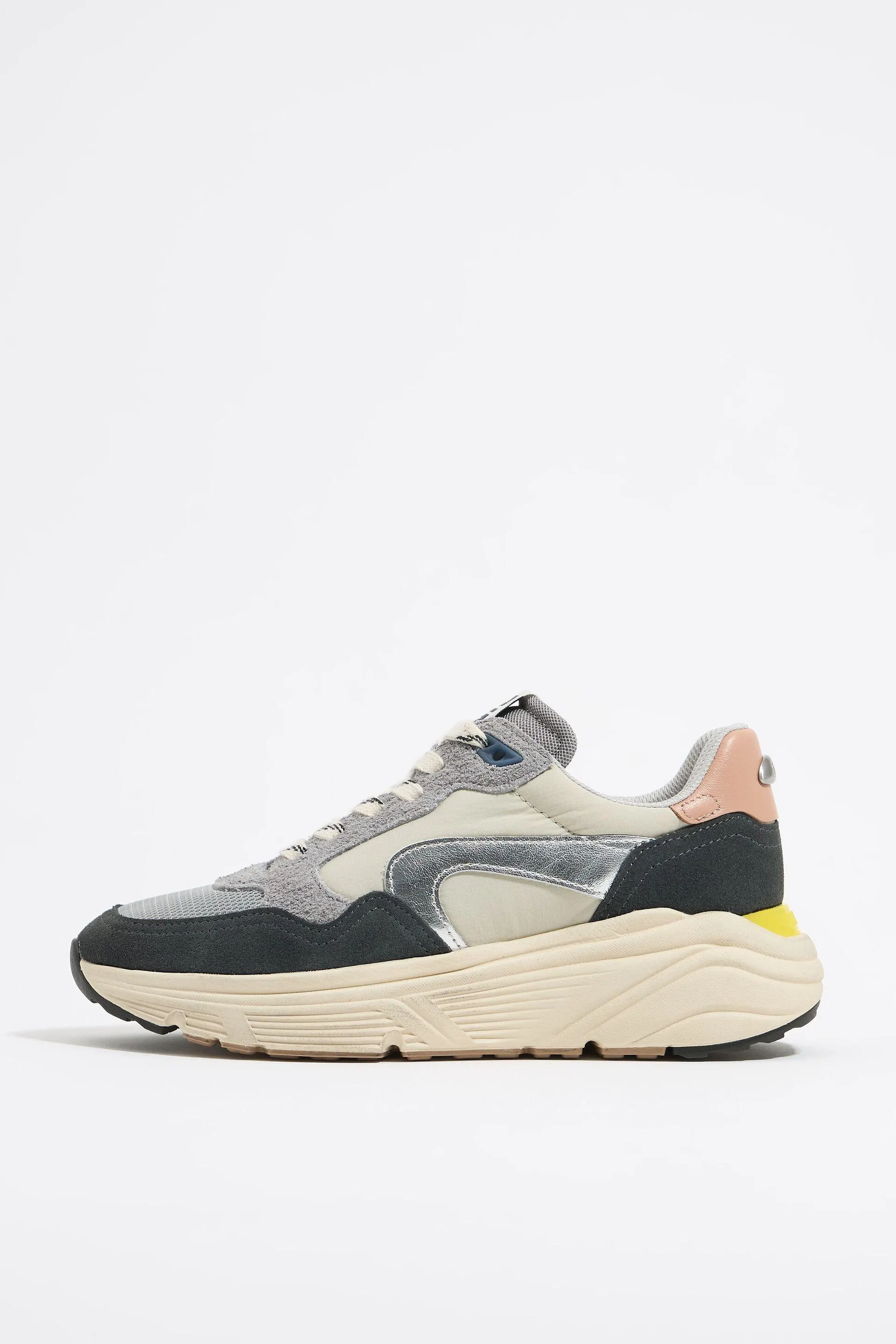 Deportiva jogger 13 12 gris