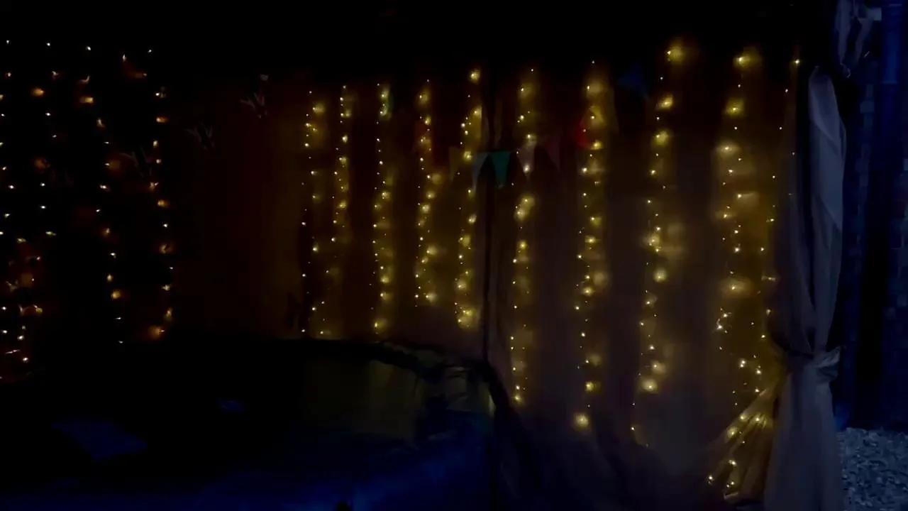 3M Cuerdas de Luces 100/200/300 LED EL Blanco Cálido Blanco Fresco Multicolor Luces de ventana / cortina / carámbano Víspera de Todos los Santos Solar Boda Funciona con Energía Solar