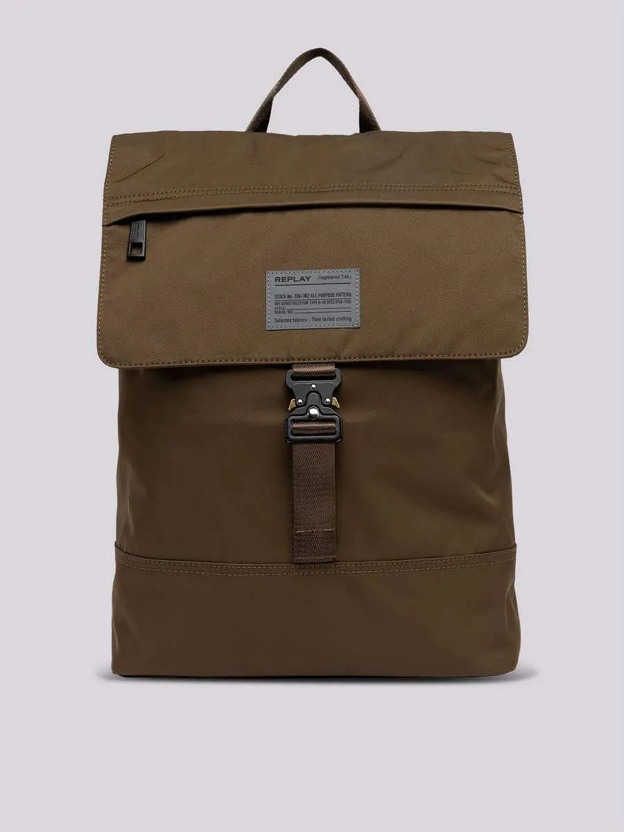 Mochila de sarga con solapa