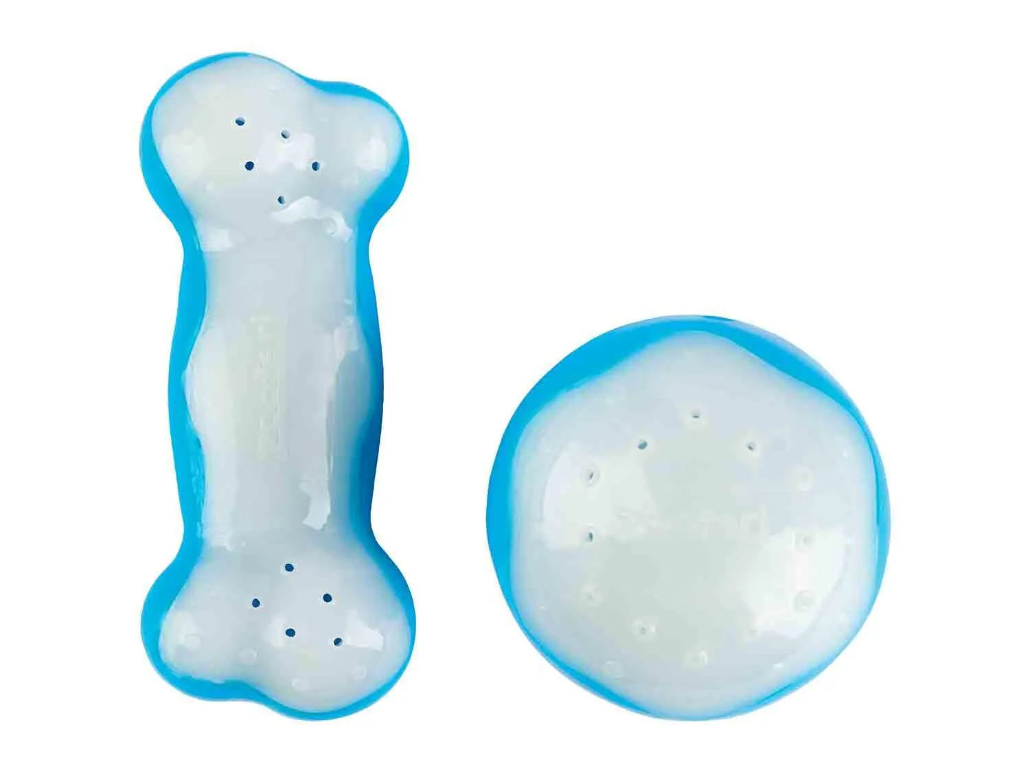 Hueso y pelota de hielo de tamaño pequeño