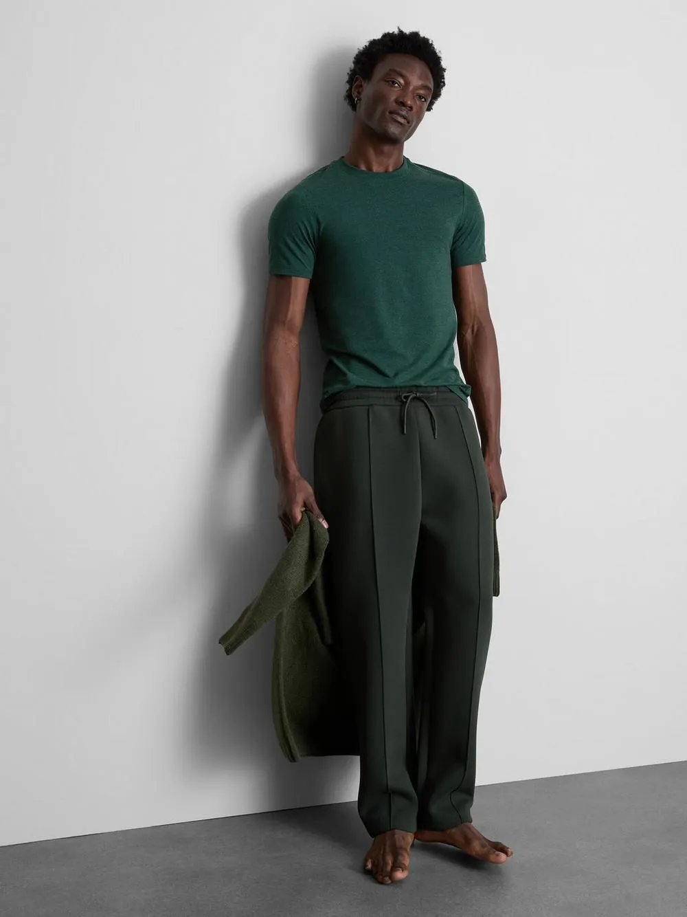 Camiseta de manga corta y corte entallado