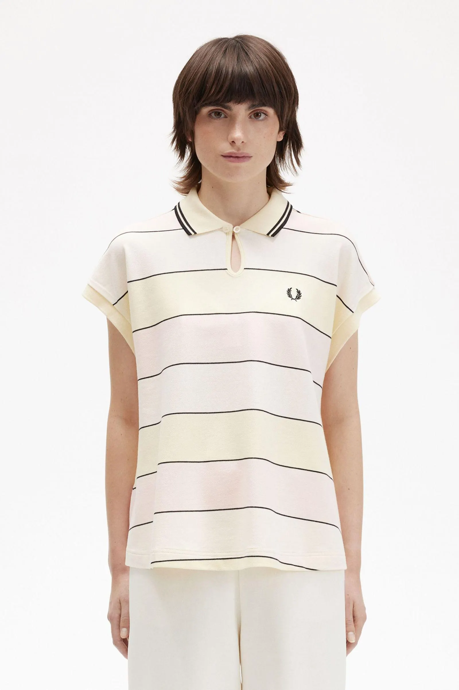 Polo De Piqué A Rayas Con Ojales