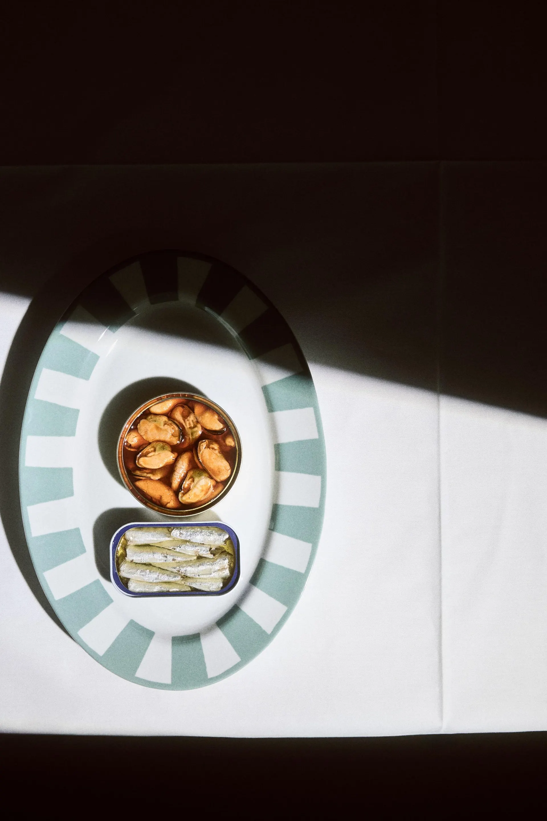 Fuente grande de porcelana