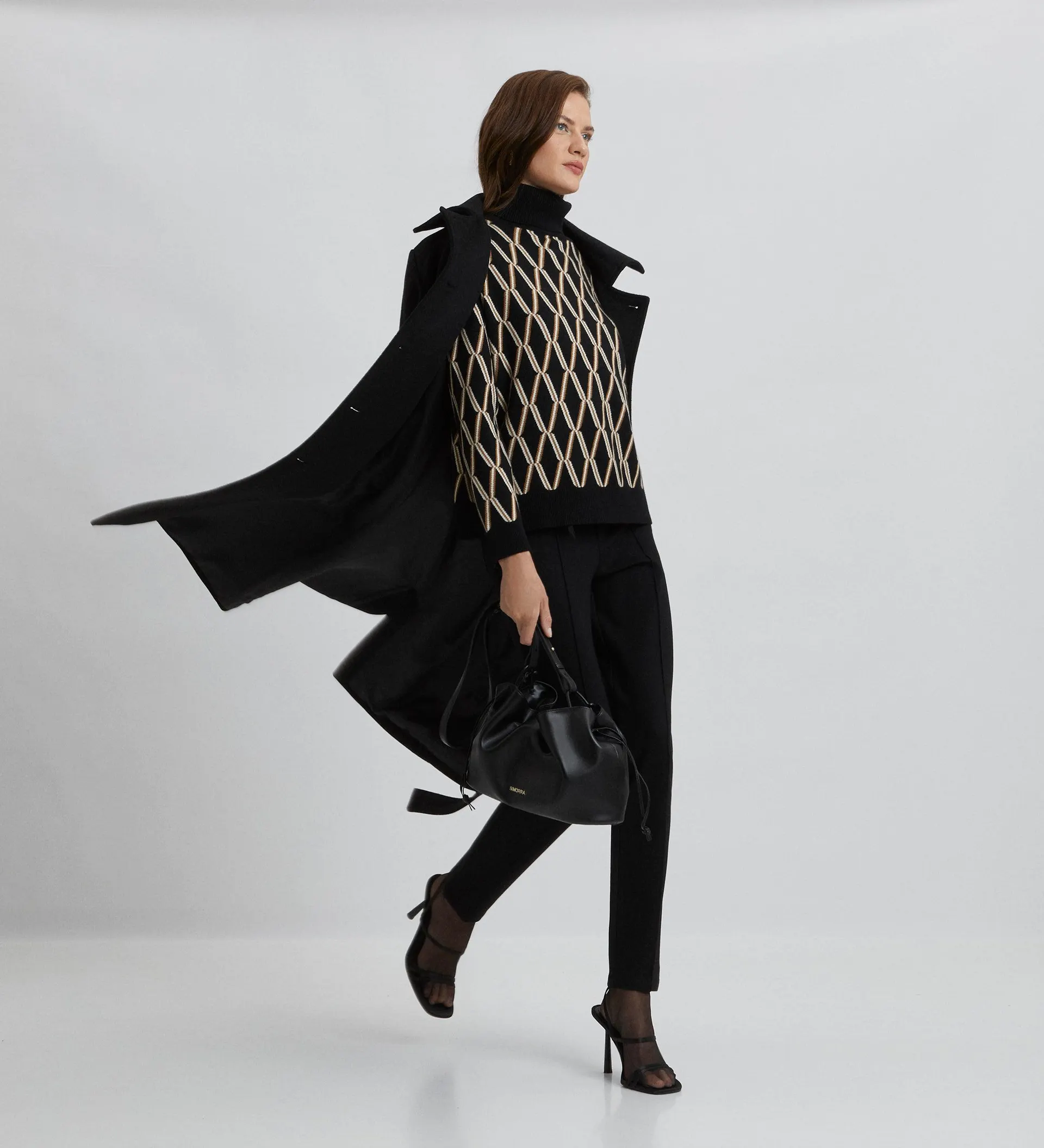 Pantalón elástico slim fit