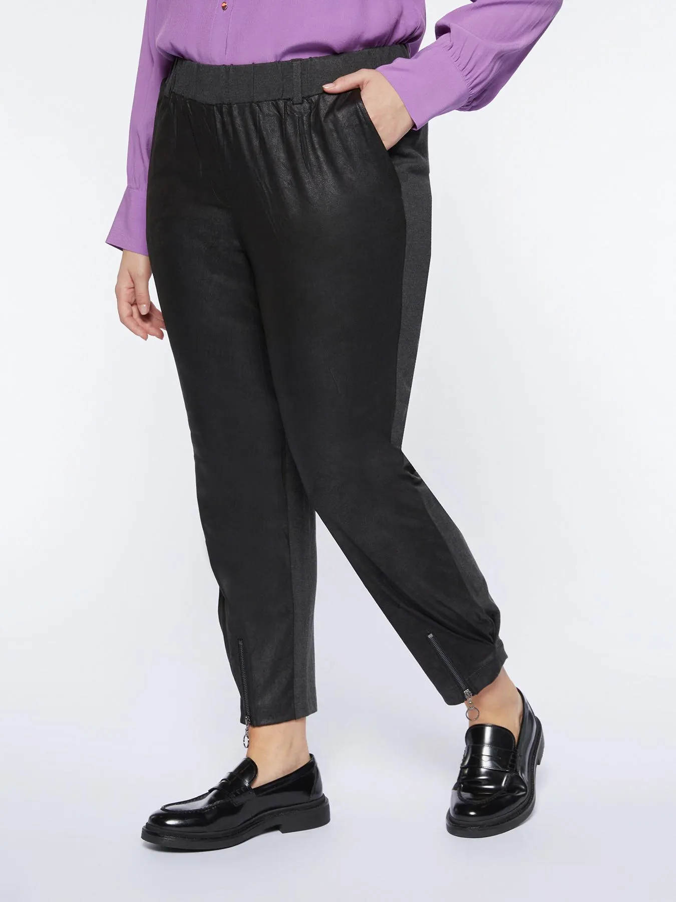 Pantaloni in due tessuti con zip