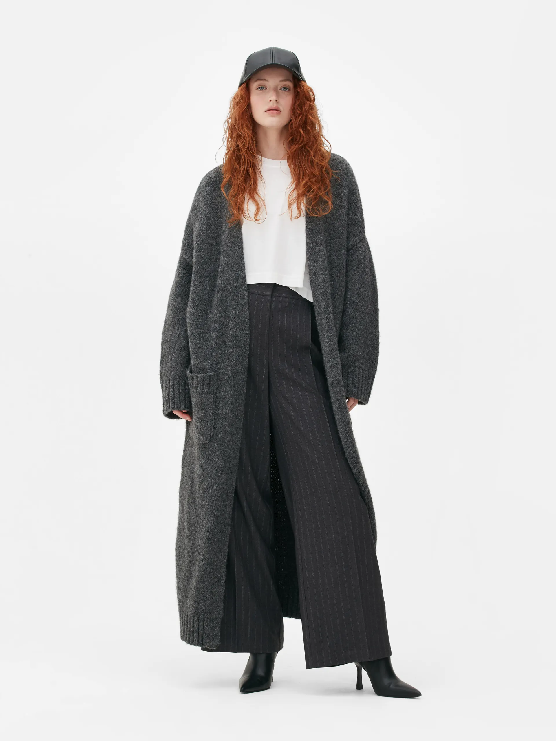 Cardigan maxi stile spolverino Rita Ora