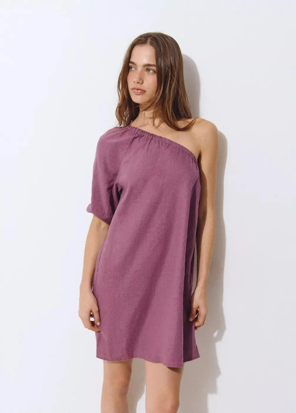 Vestido asimétrico de lino