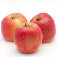 Manzana PINK LADY, al peso, compra mínima 980 g / 4 uds