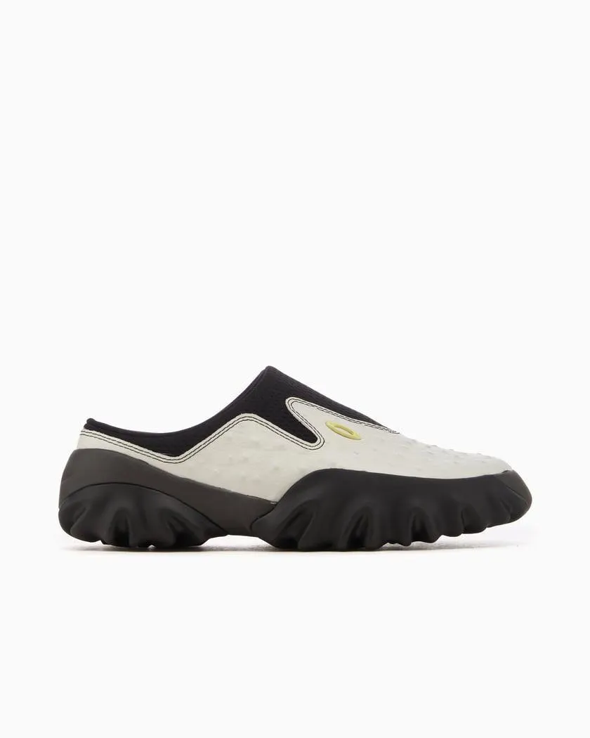 Oakley Factory Team Ostrich Chop Saw Mule