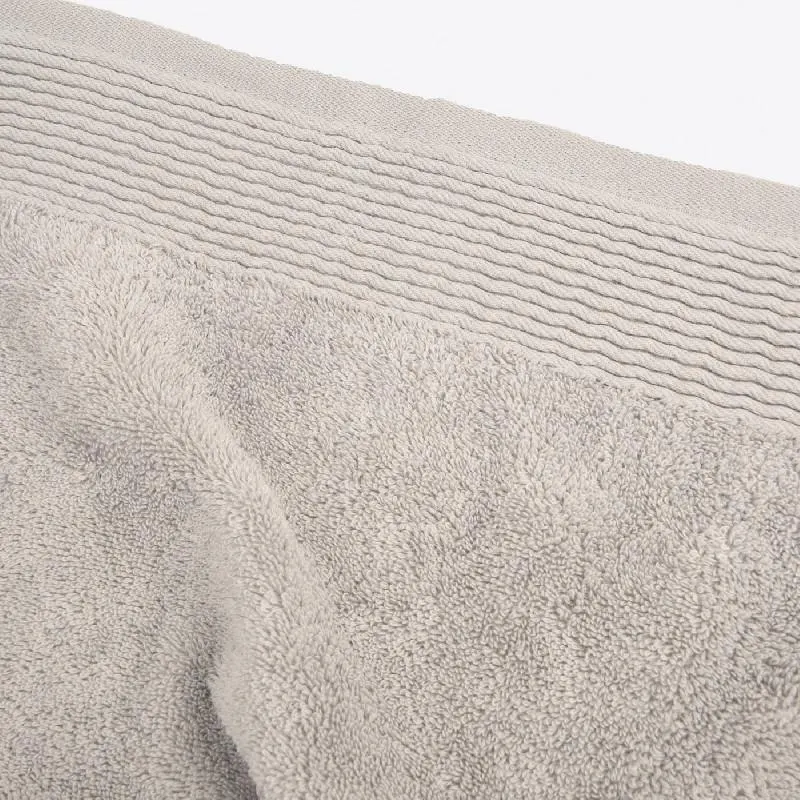 Set 4 Toallas Algodón Peinado - Basic LM Perla