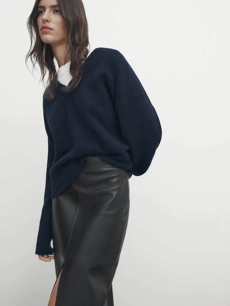 Falda midi piel napa negra abertura