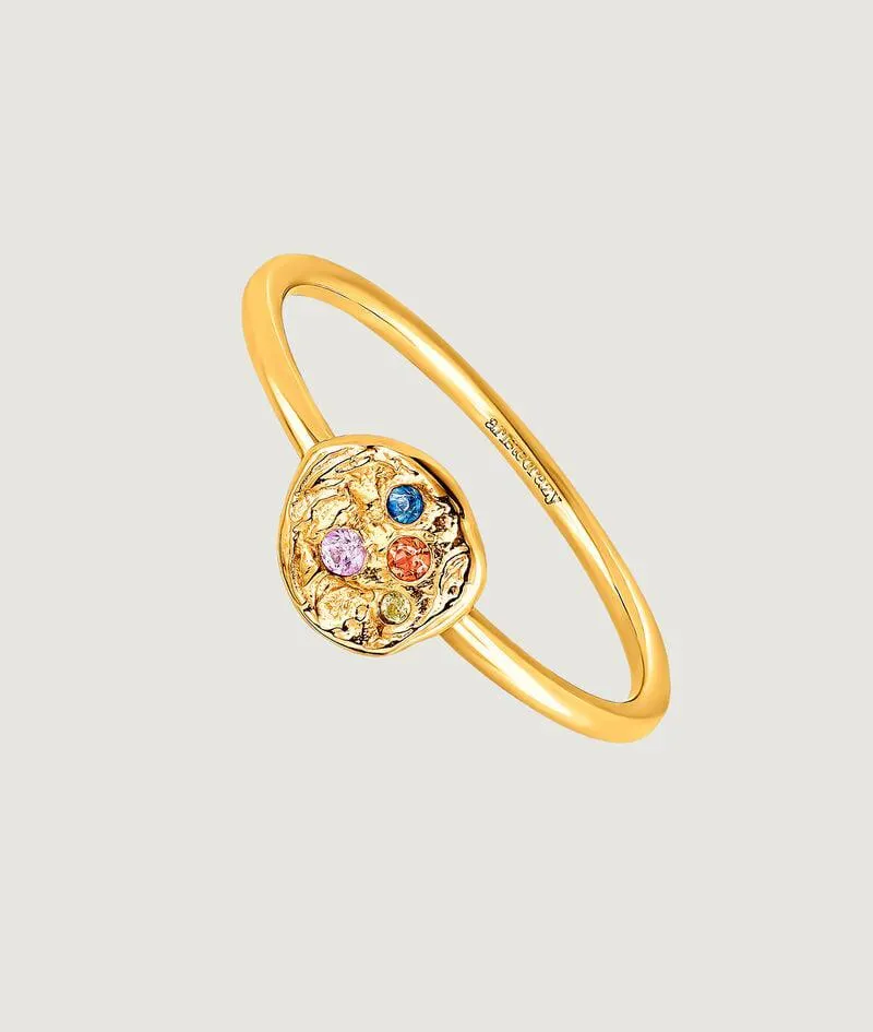 Anillo de plata 925 bañada en oro amarillo de 18K con relieve y zafiros multicolor