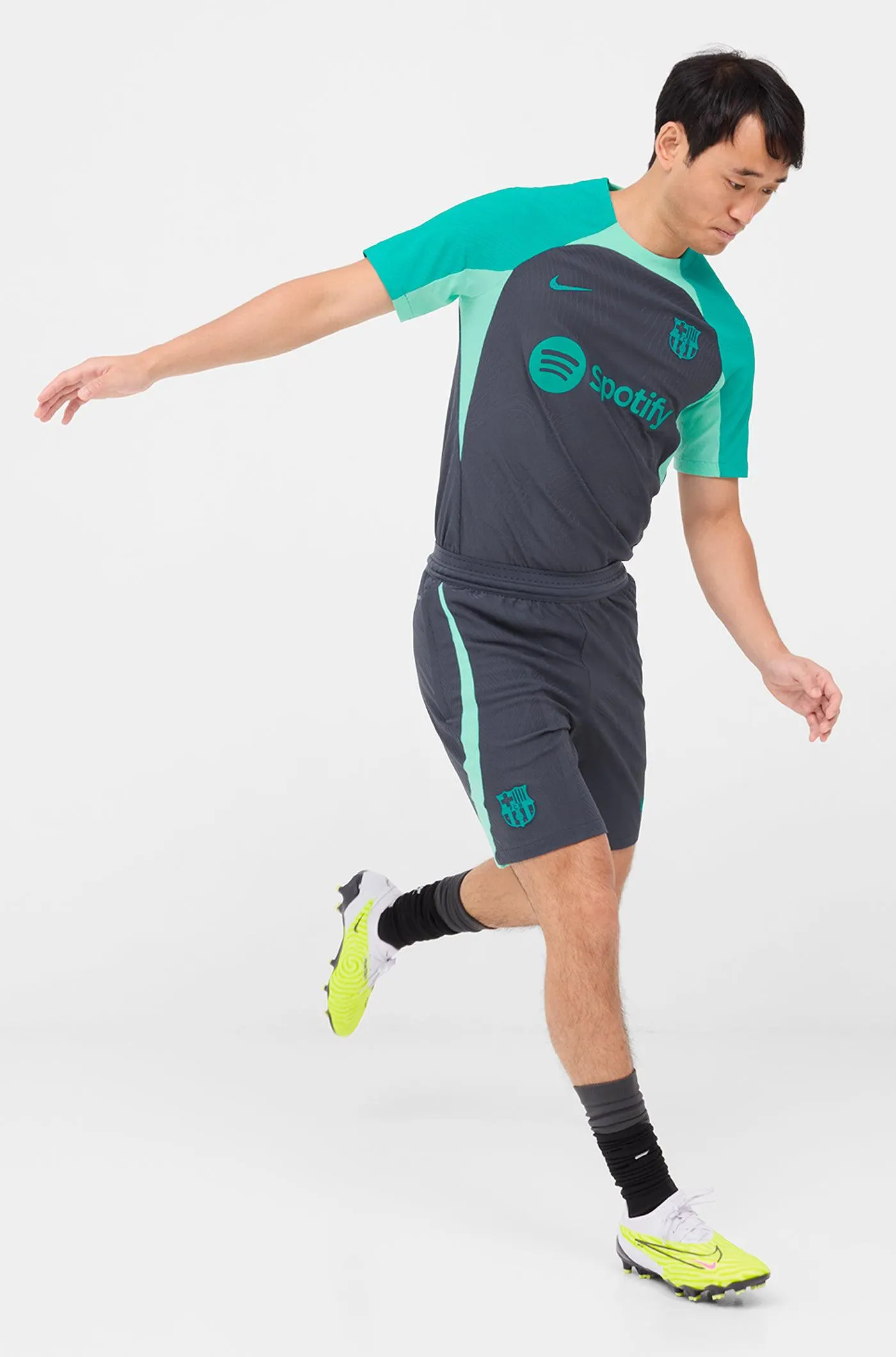 Pantalón corto entrenamiento FC Barcelona 23/24 Edición Jugador