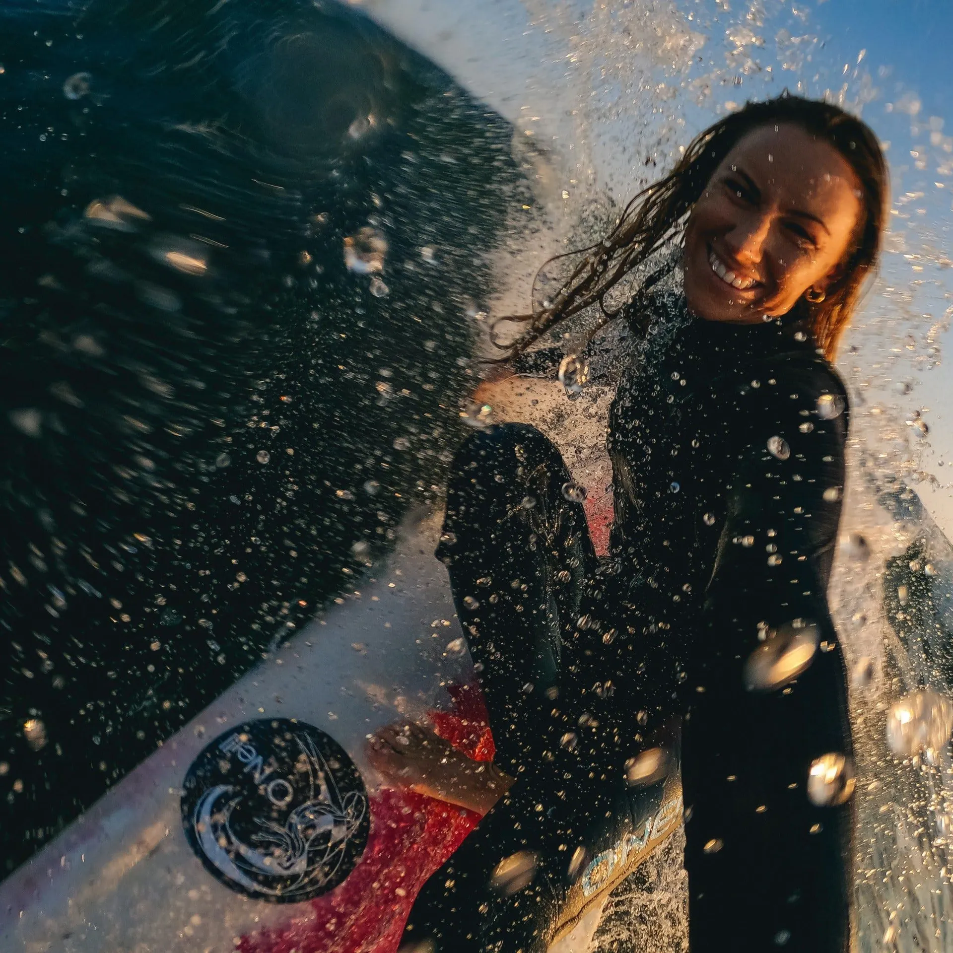 Empuñadura flotante para cámara