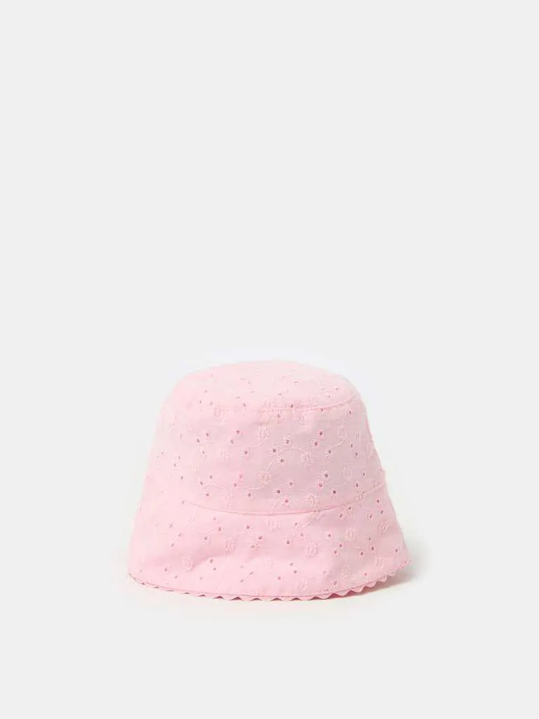 Broderie anglaise cloche hat Rose