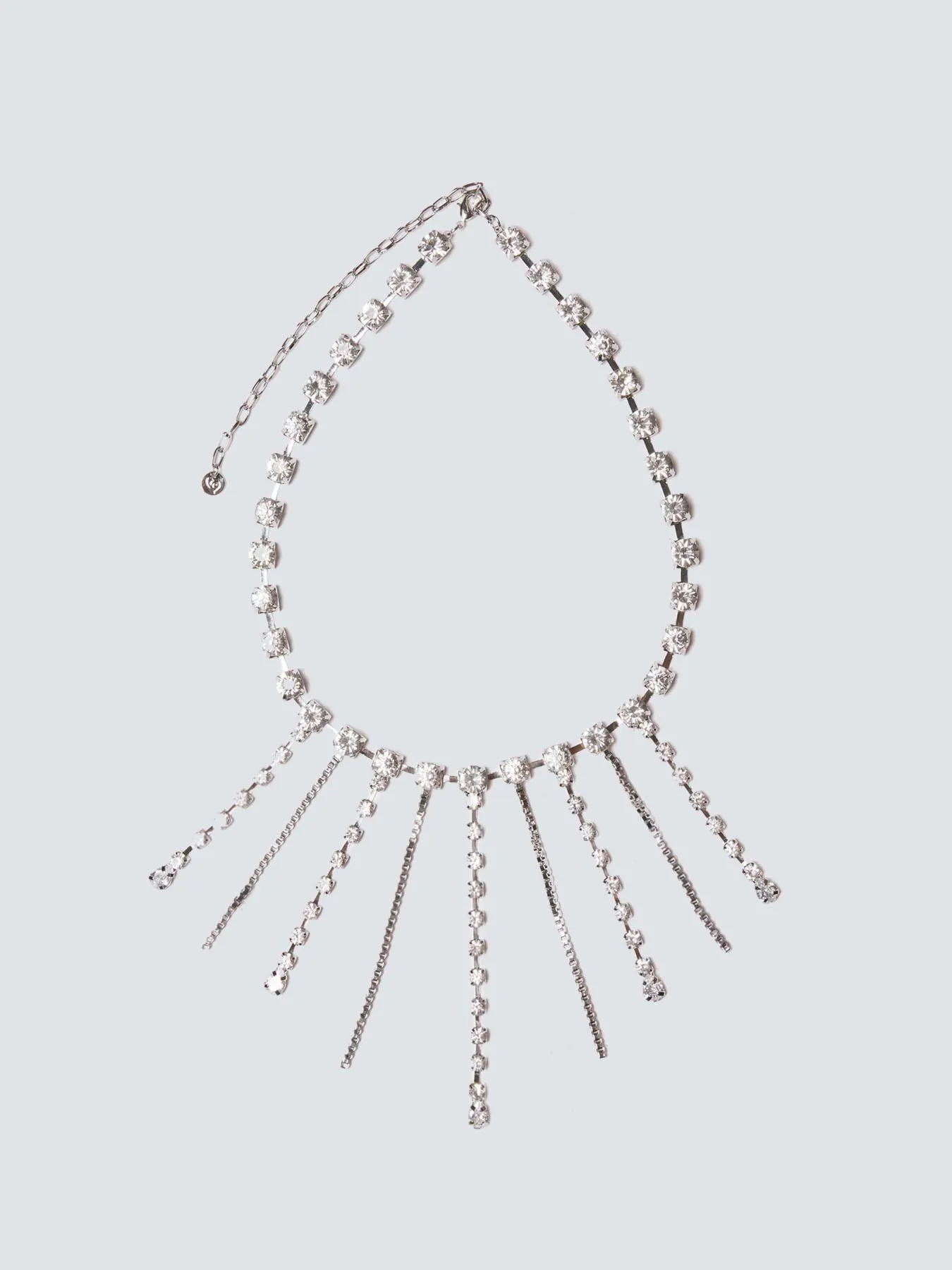 Gargantilla con cadenas de pedrería