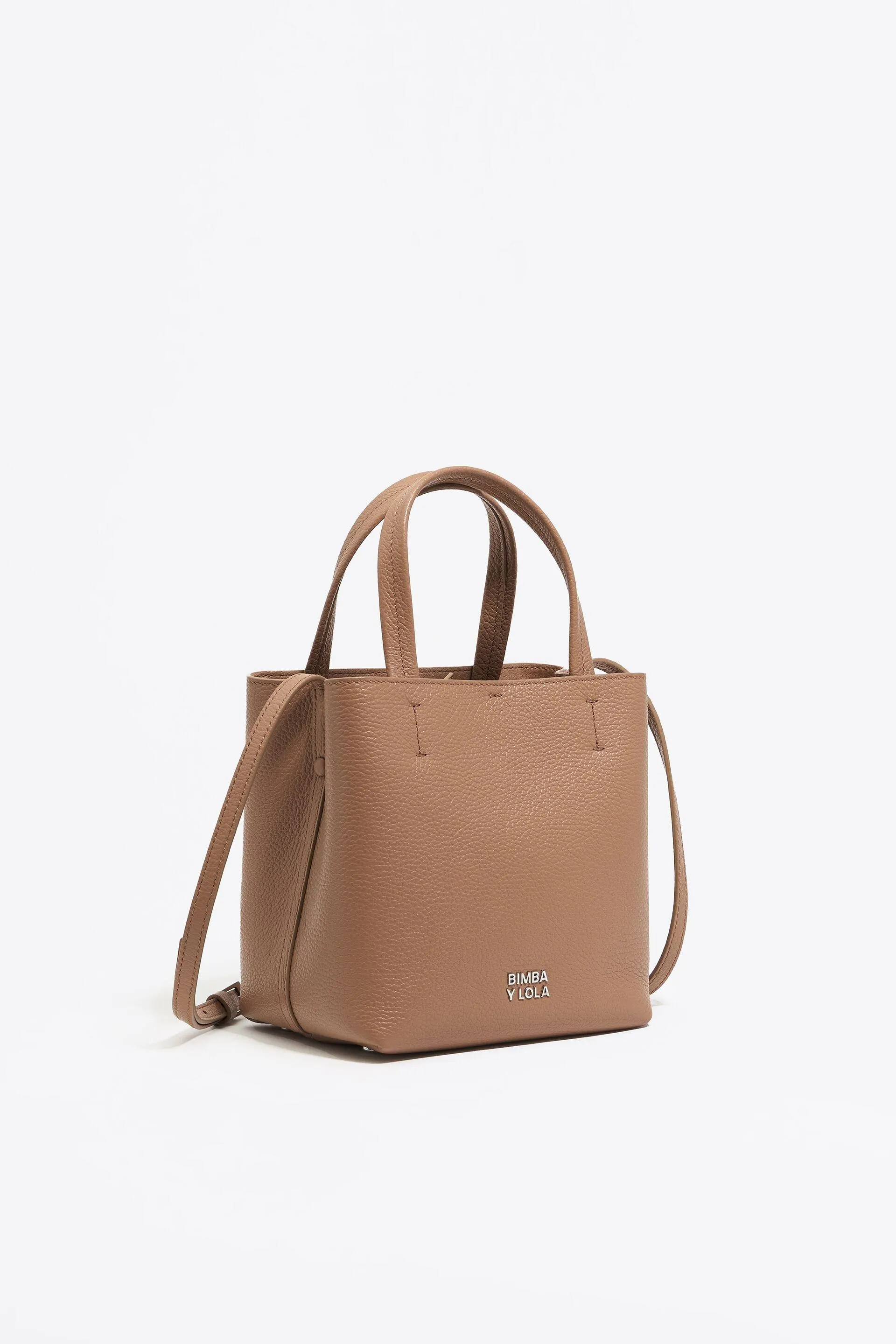 Bolso Chihuahua pequeño piel marrón claro