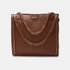 Bolso con cordón de ajuste y asas de cadena