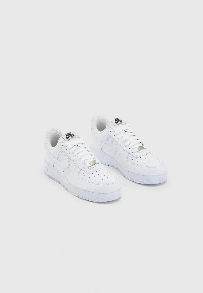 AIR FORCE 1 07 FLYEASE - Zapatillas - white