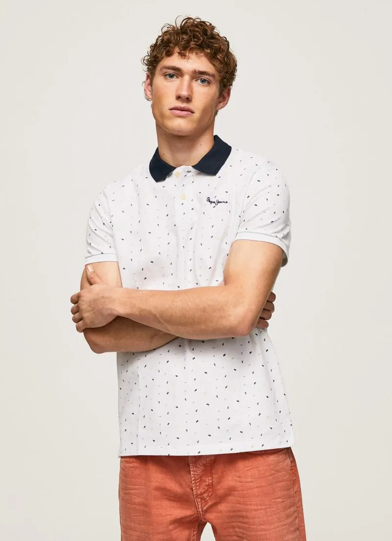 POLO PIQUÉ ESTAMPADO ALL OVER