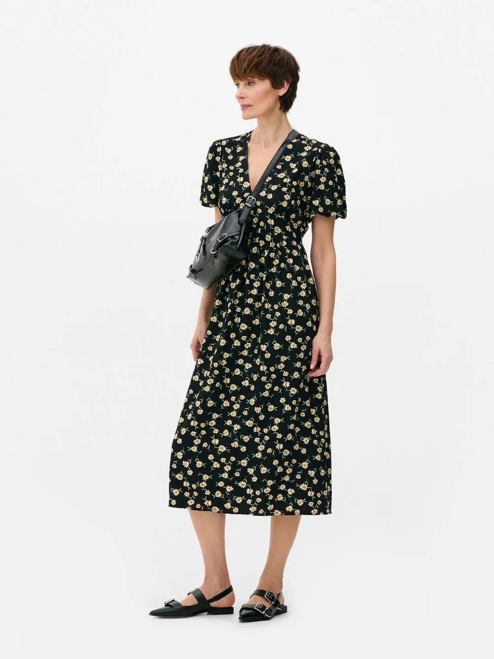 Midikleid mit Blumenmuster und V-Ausschnitt