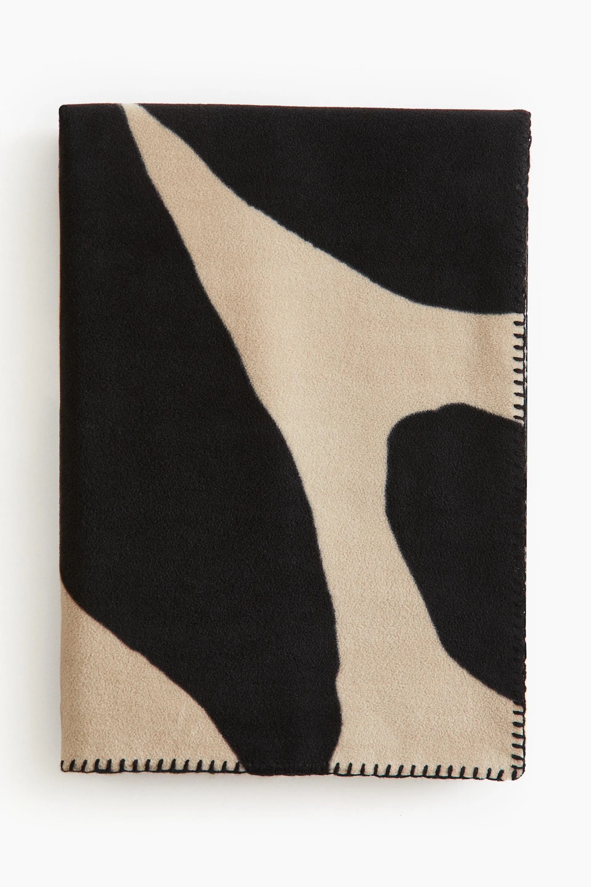 Patterned fleece blanket