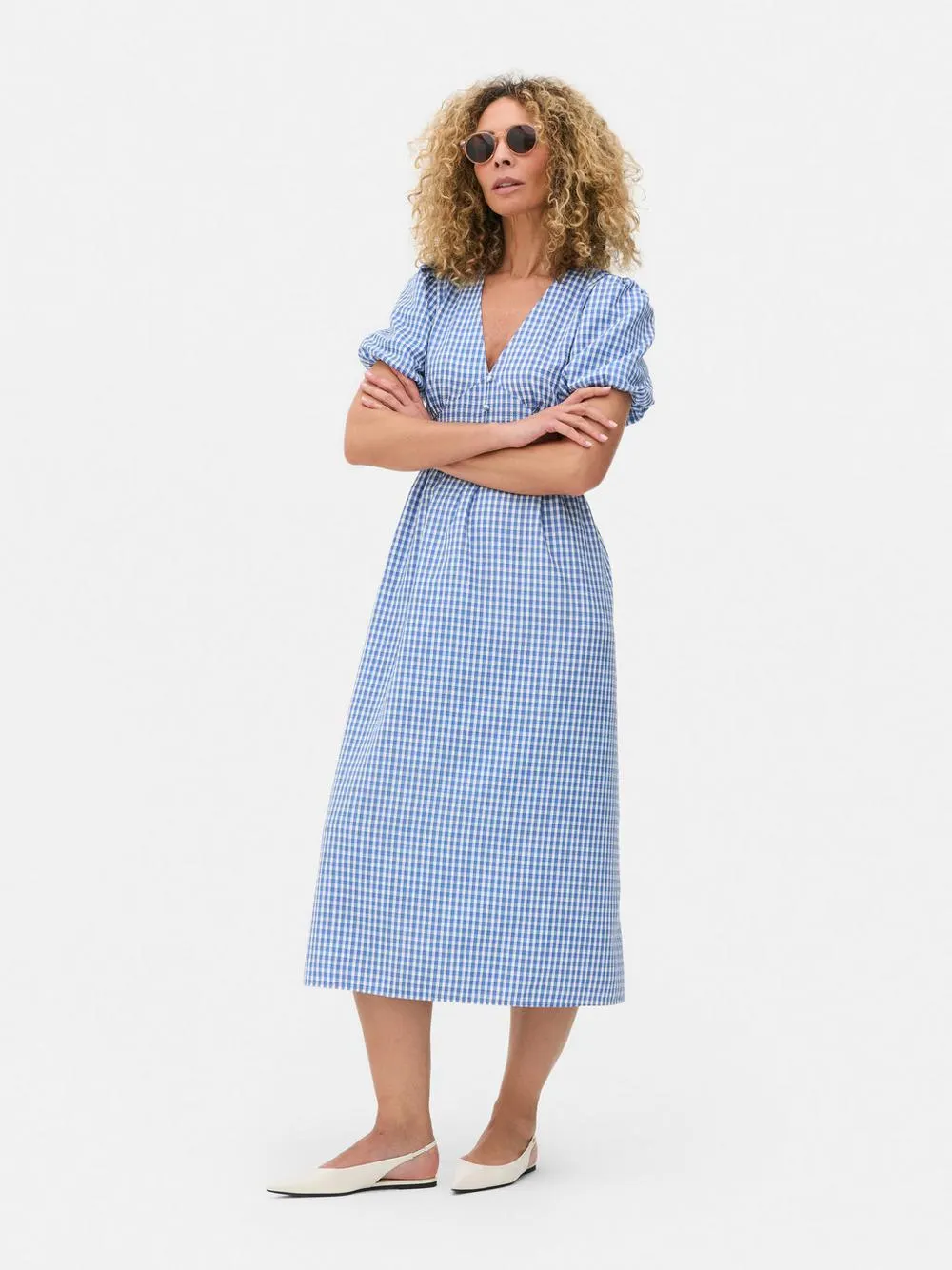 Gemustertes, strukturiertes Midikleid mit Knöpfen