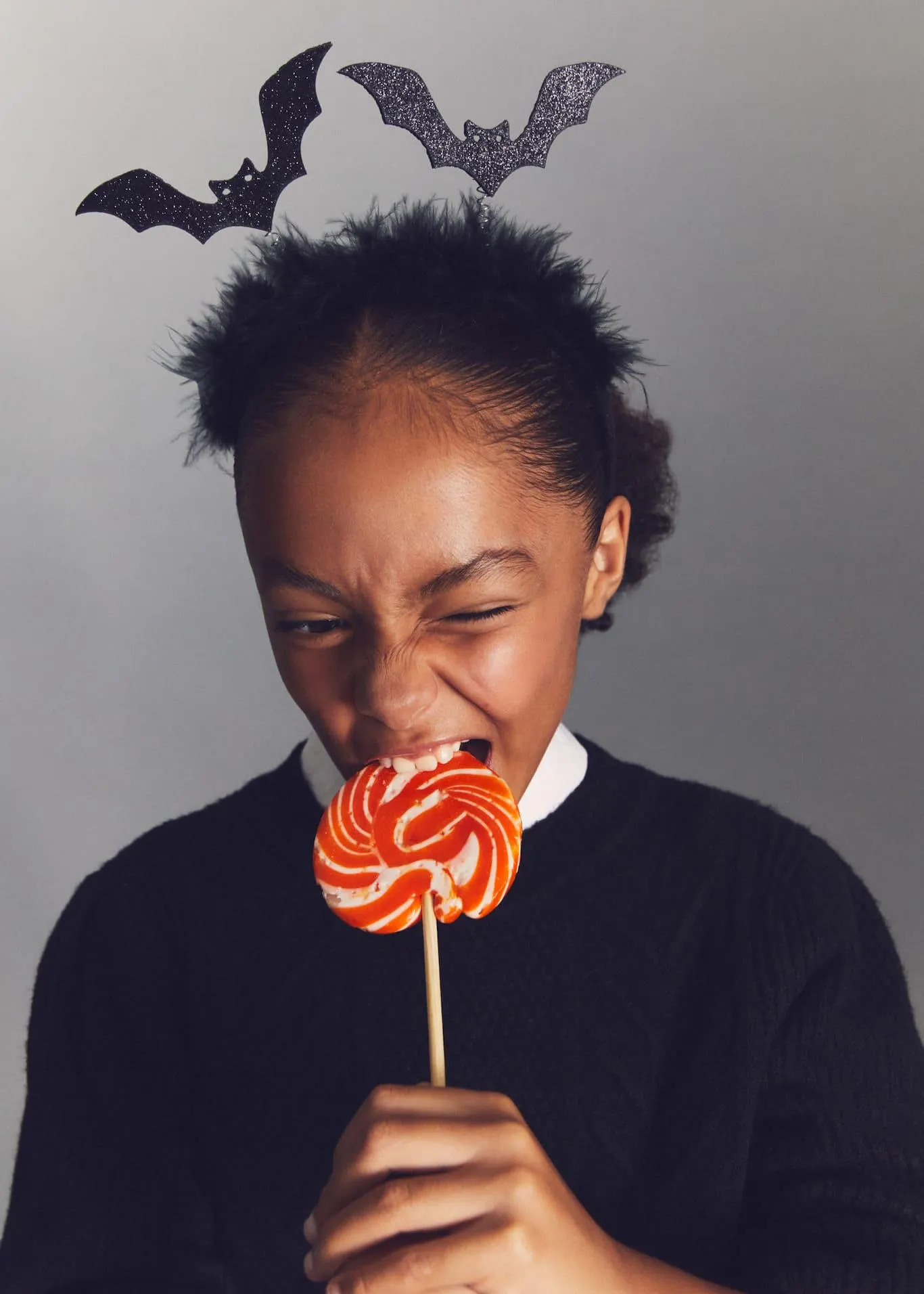 Parıltılı yarasa saç bandı