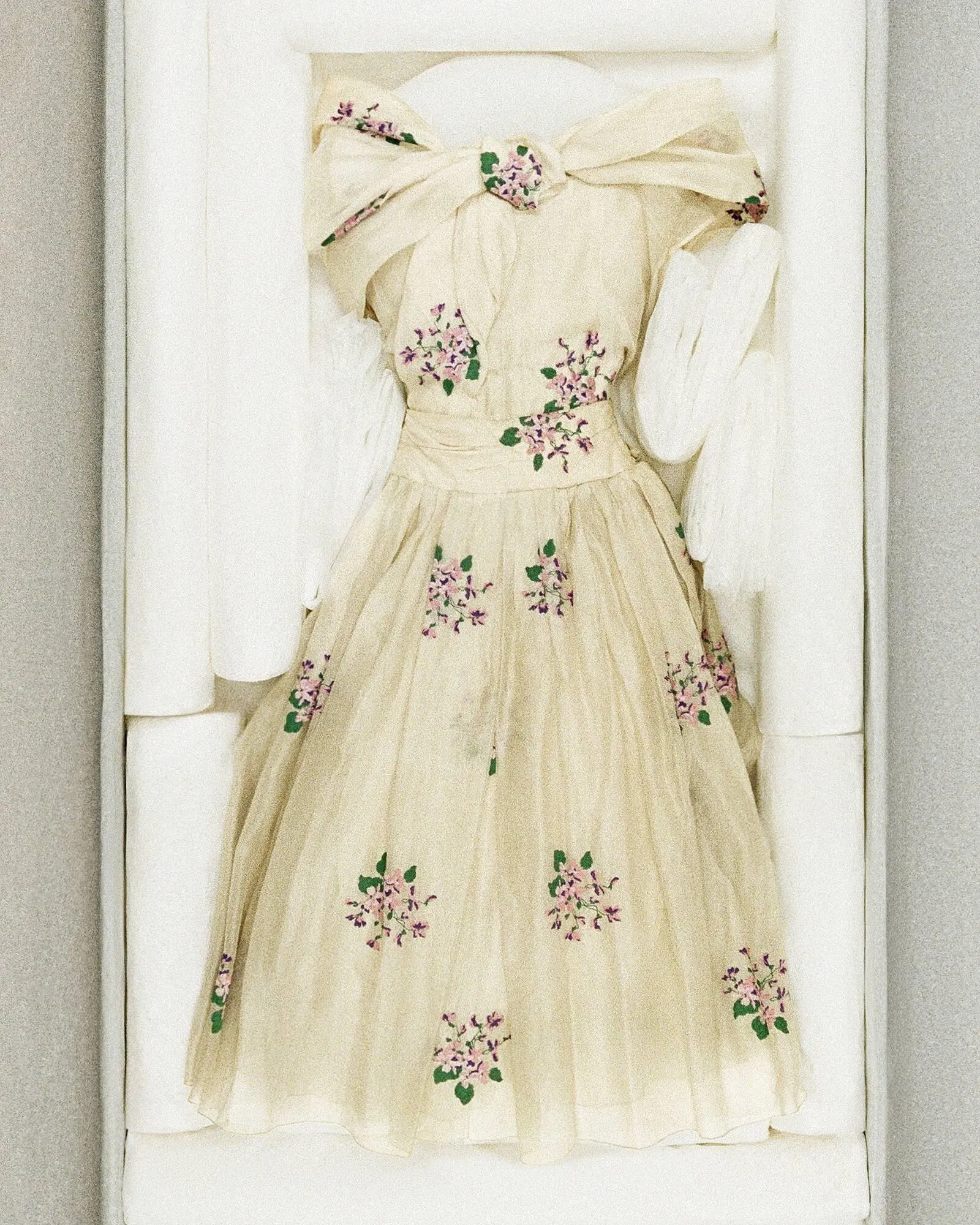 Catálogo de Folleto Dior 1 de abril al 30 de mayo 2026 - Página 2