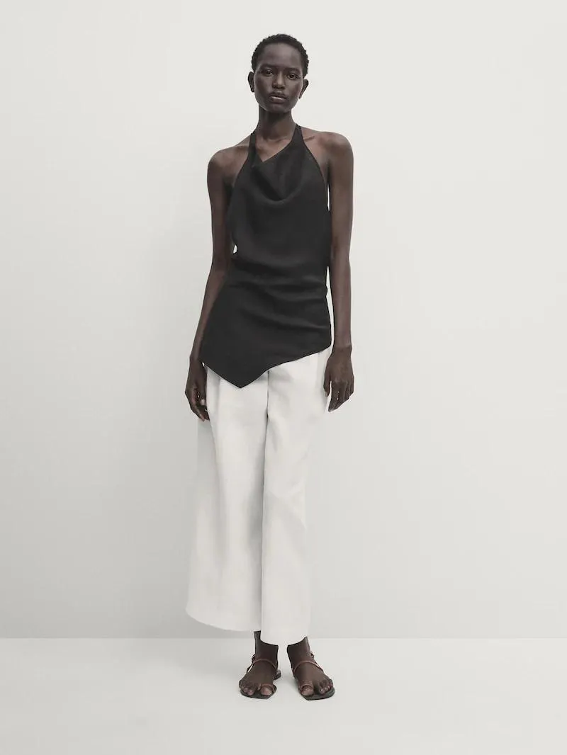 Top halter espalda abierta detalle cordón